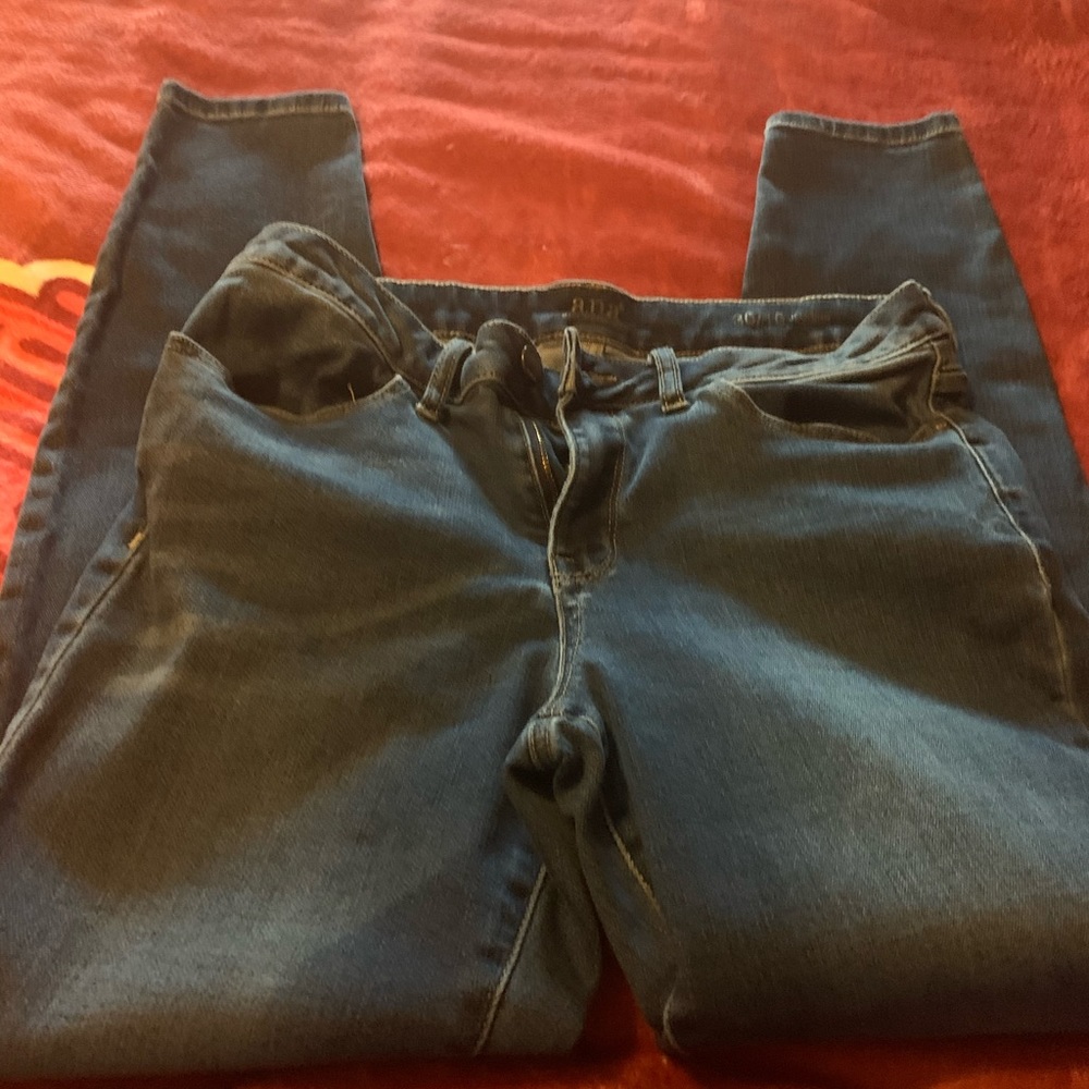Skinny jeans
